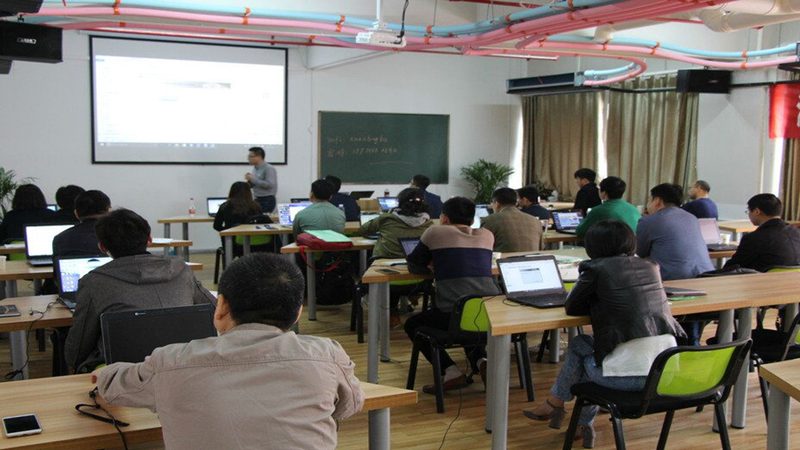 案例分析：以某机构课程体系为例