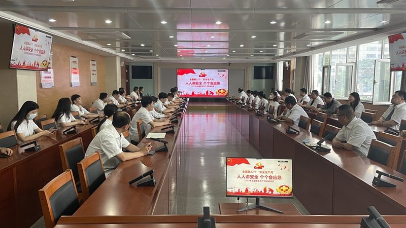 在进行保安证培训时，通常需要以下身份证复印件内容：